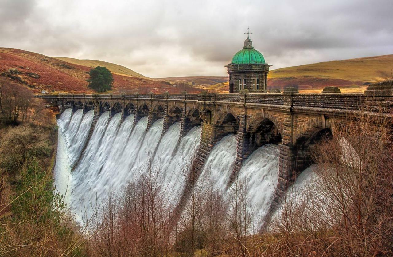 Dolifor Daire Llanwrthwl Dış mekan fotoğraf